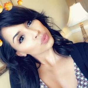 Meet your Posher, Mina